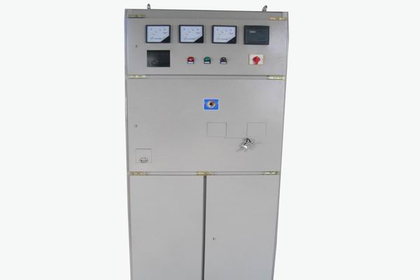 港南控制柜-使用3683控制柜前进行这些检查